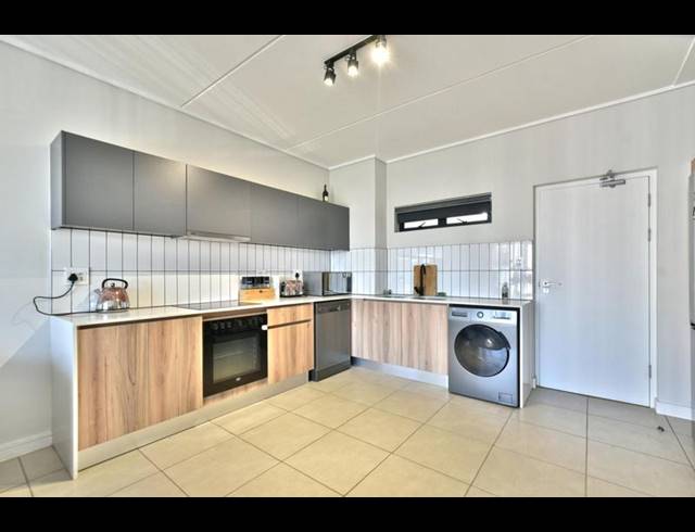 1 BEDROOM APARTMENT FOR SALE IN ASPEN HILLS